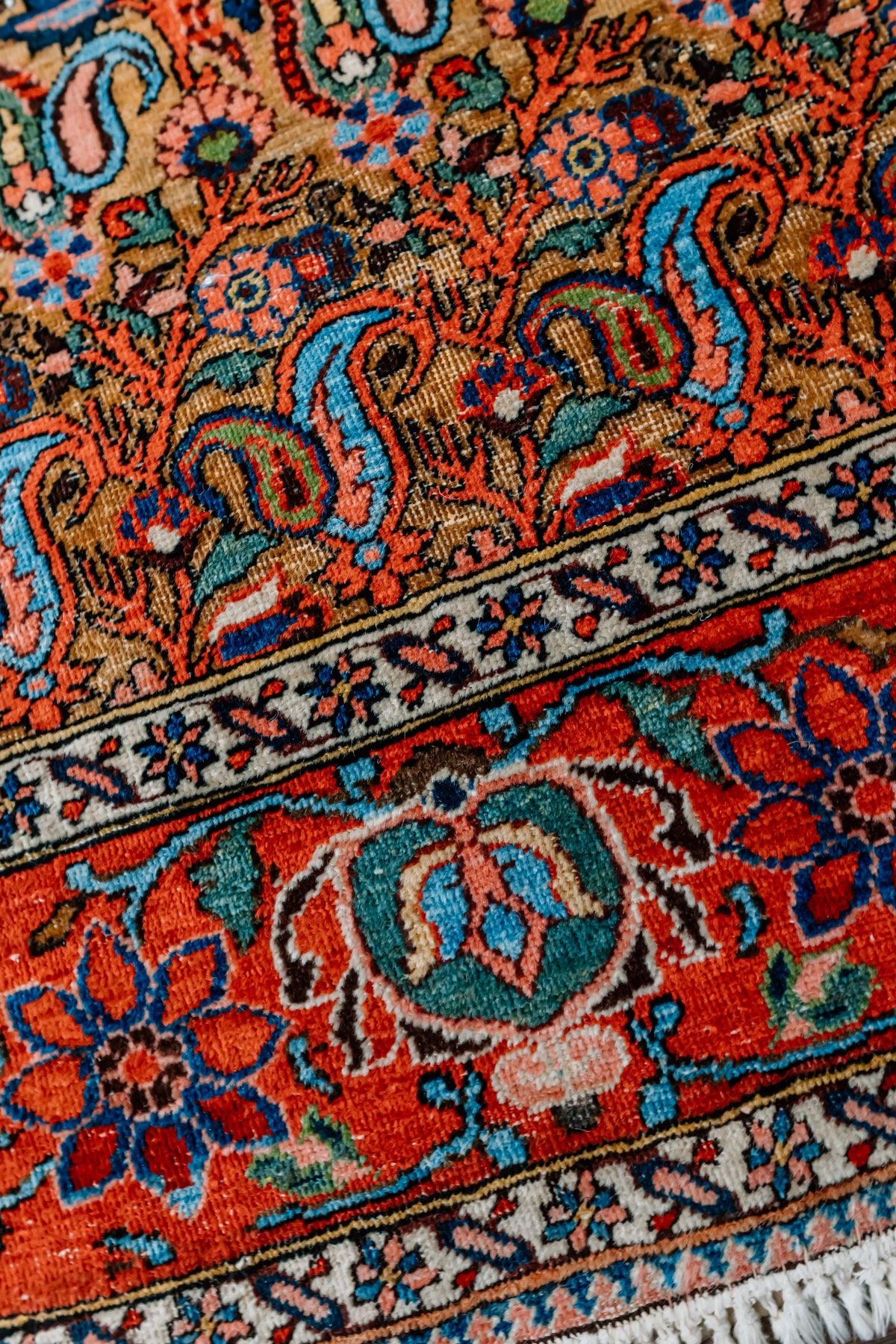 Bakhtiari Saman Rug